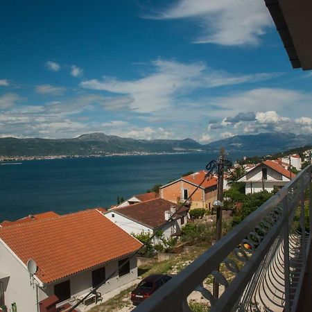Apartments Vongula Trogir Exterior photo